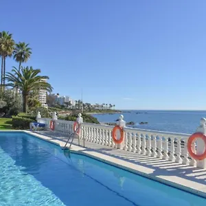 apartamento-en-primera-linea-de-playa-malaga-29649.1costadelsol.com/